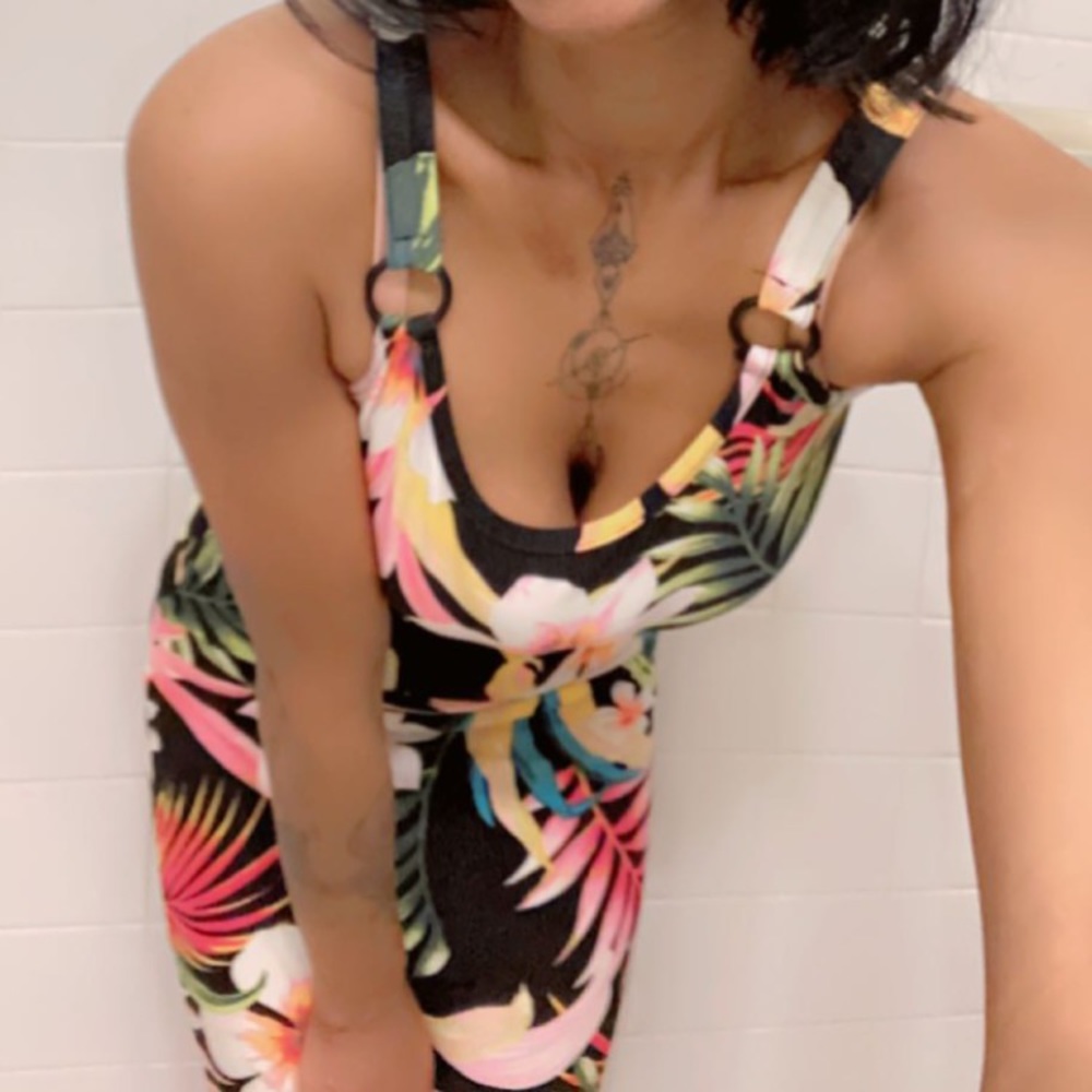 Jolie & Joy fitted mini dress (size small)